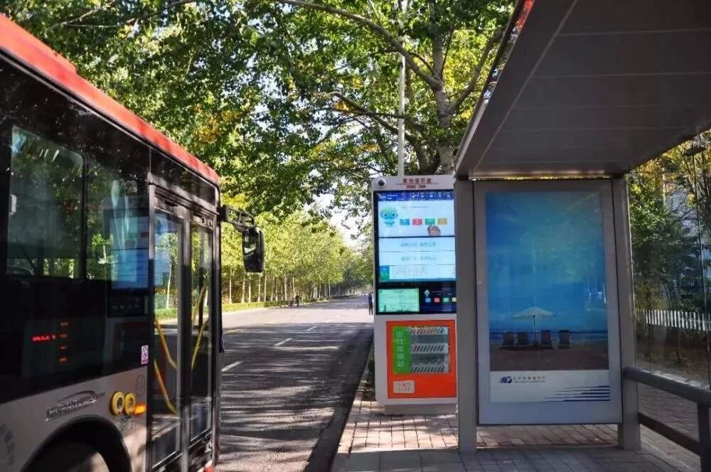 开云手机站官方版网站登录入口工控机助力智能公交站牌，为城市提速