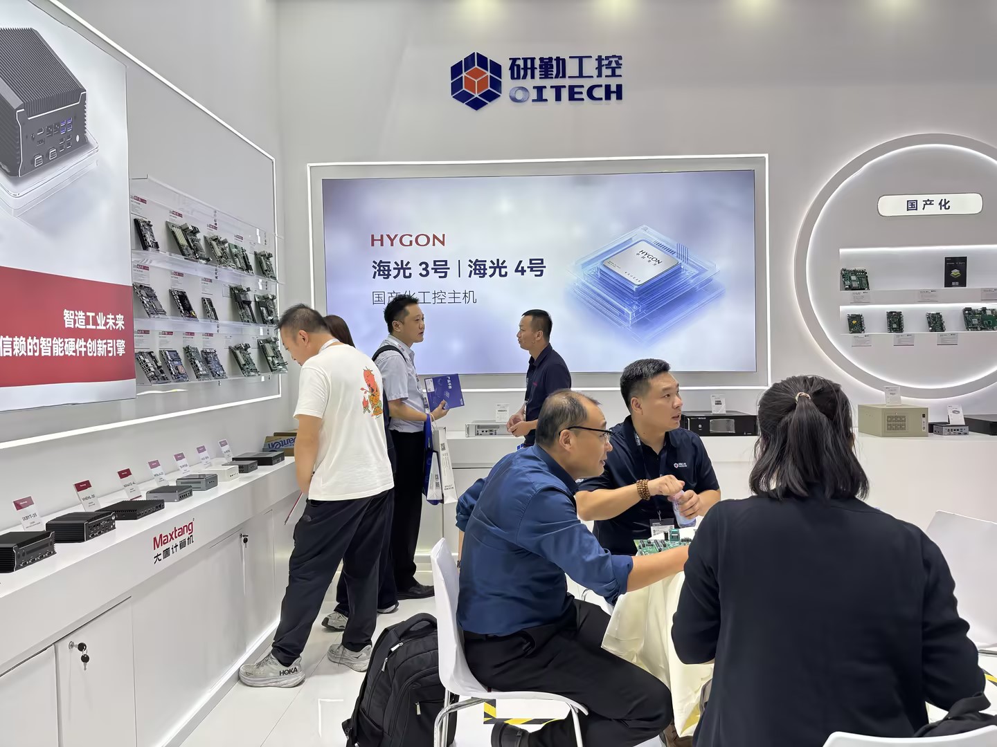 1758624806723880.jpg 278d1318-4c5b-470c-a12a-d378a241e21b.jpg