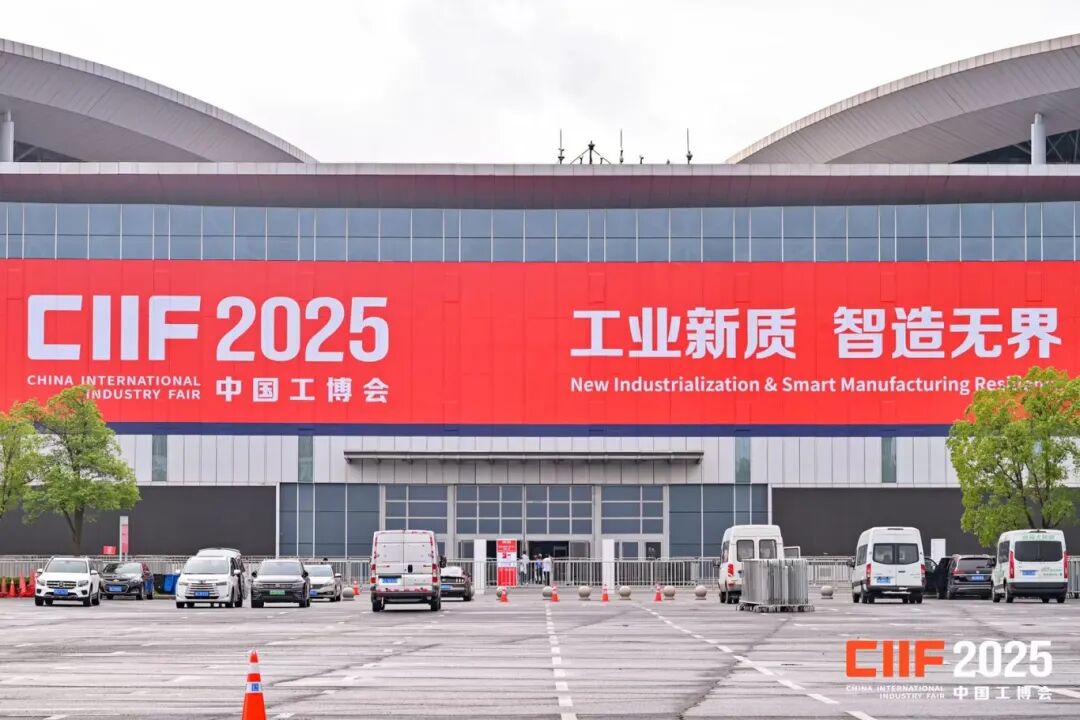 1759107523122201.jpg 9a187a1dbded857c6f3559e5347107dd.jpg